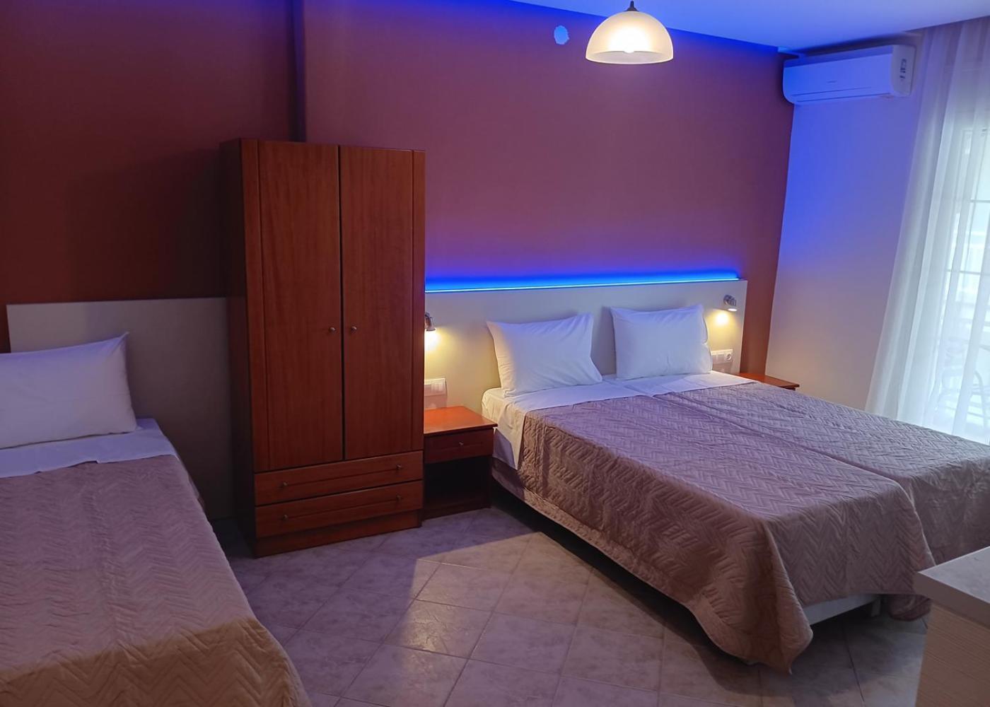 Oasis Blue Inn Leptokarya  Exterior photo